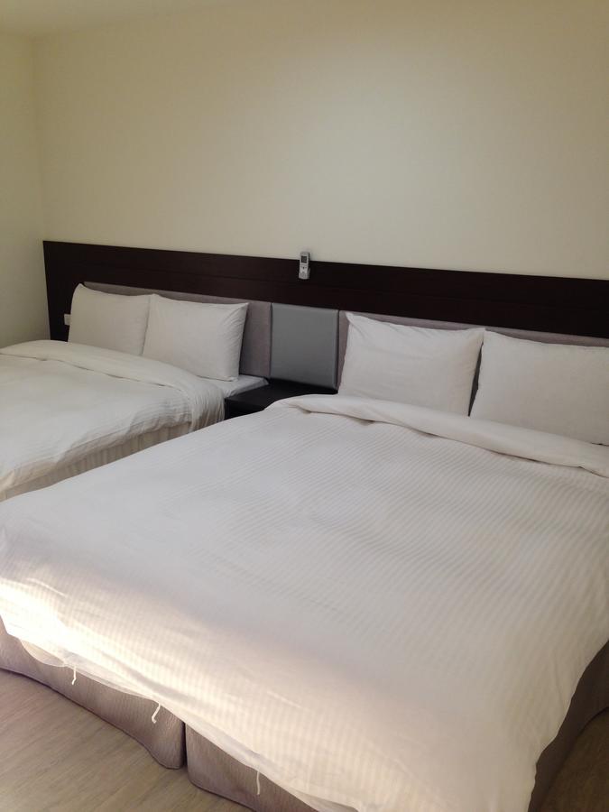 Big Bear Hotel Kaohsiung Habitación foto